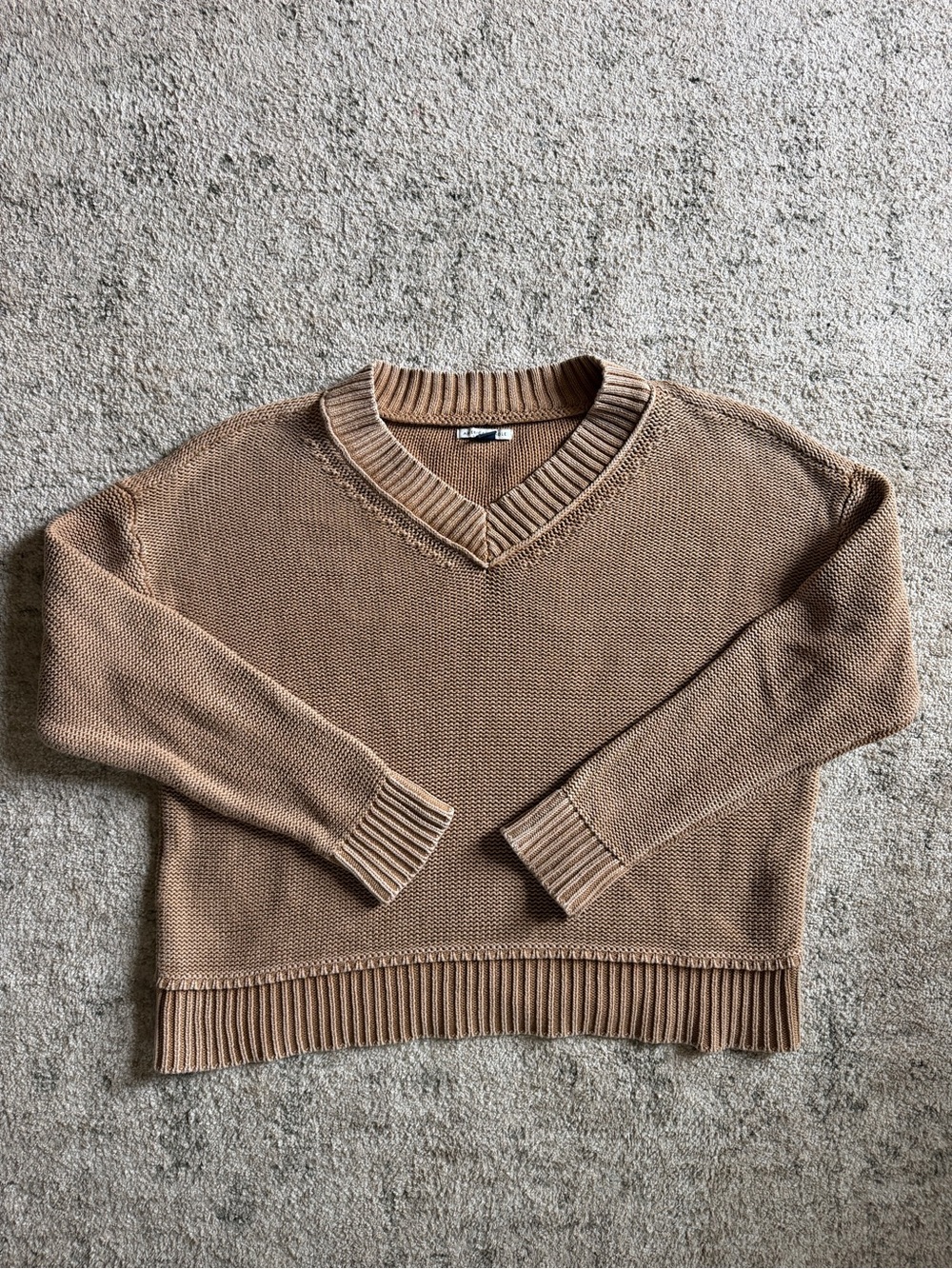 American Eagle 100% cotton camel v-neck oversized knit sweater | size small - Picture 4 of 11